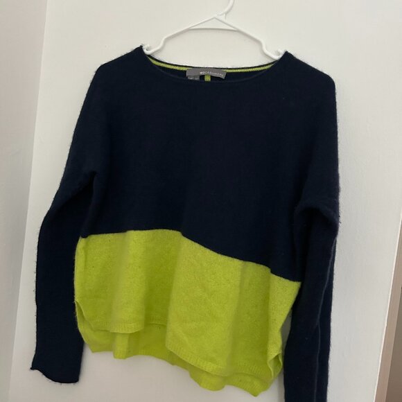 360 Cashmere Sweater - Picture 1 of 4